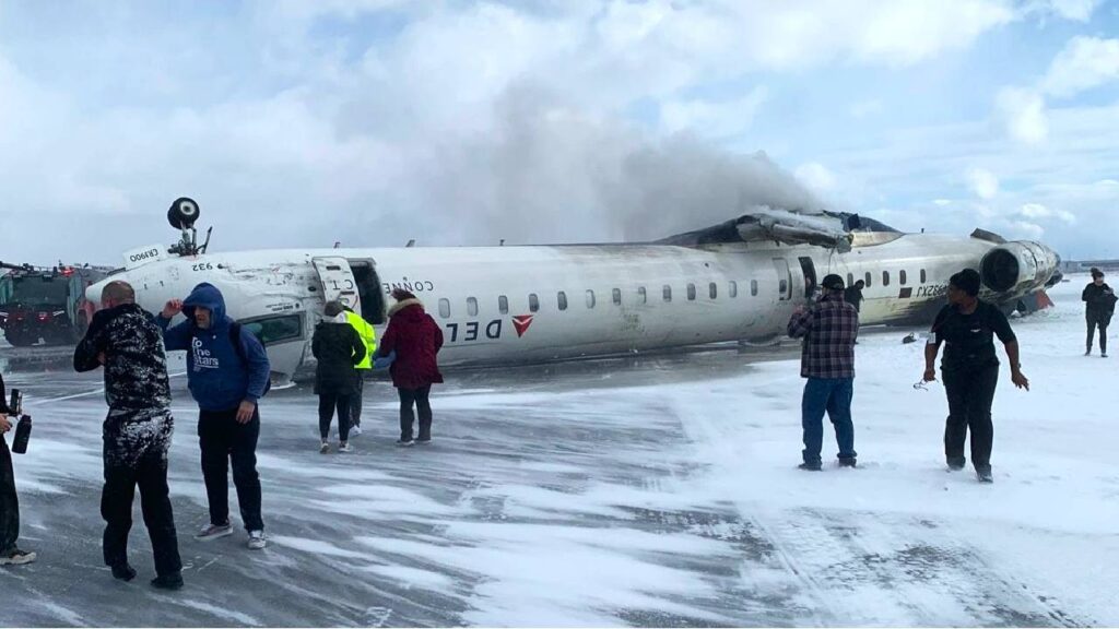 plane crash in toronto 1